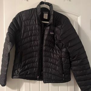Black Patagonia women’s size small great condition!